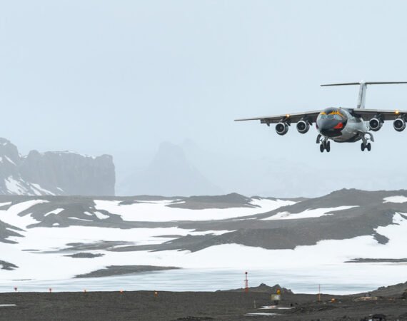 Antarctica21 Polar Circle Air Cruise mit Magellan Explorer