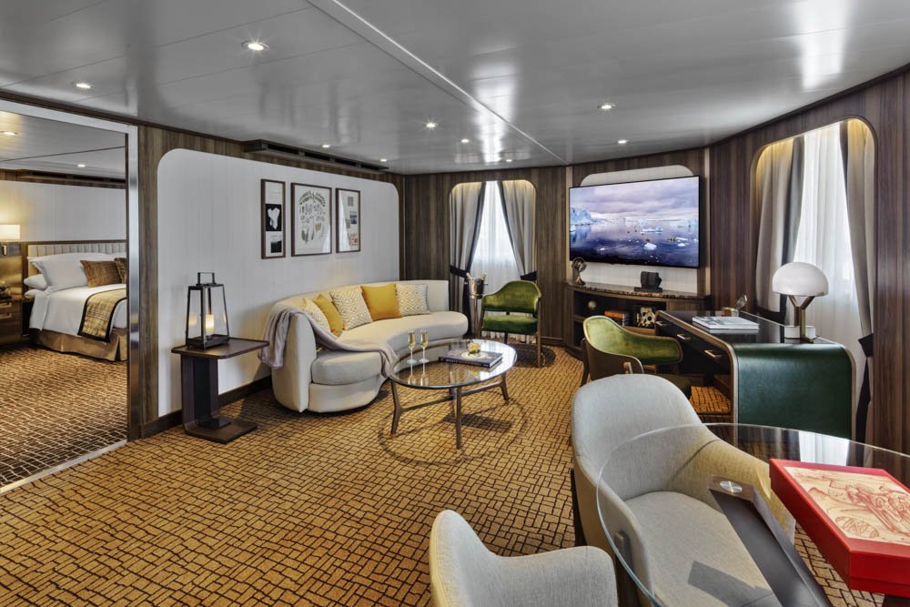 Seabourn-Venture-Signature-Suite