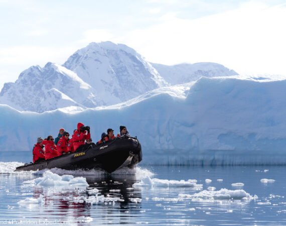 Im Reich der Eisberge und Pinguine MV Sea Spirit Piet van den Bemd Poseidon Expeditions