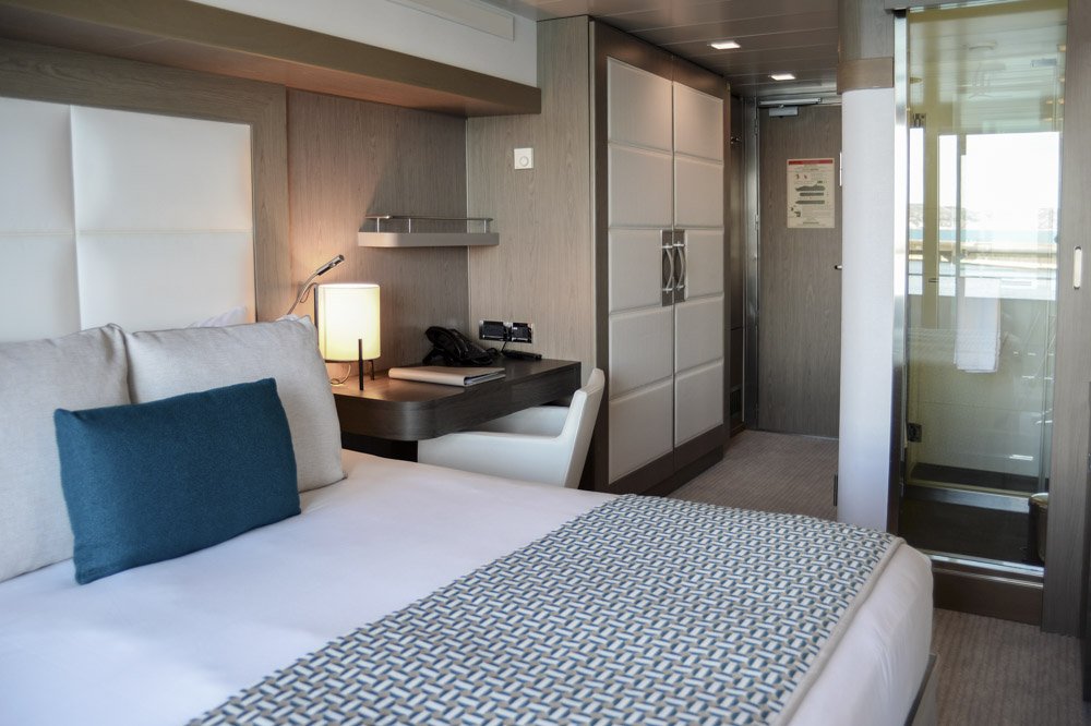 L-Austral-Prestige-Suite-PONANT-TamarSarkissian