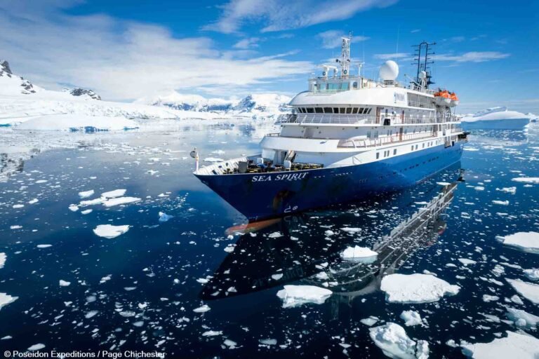 MV Sea Spirit von Poseidon Expeditions Bild Piet van den Bemd