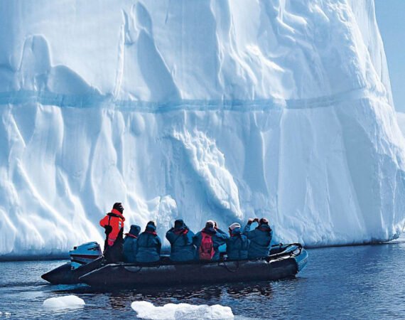 Expedition Antarktis- Festtage am Ende der Welt Hapag-Lloyd Cruises