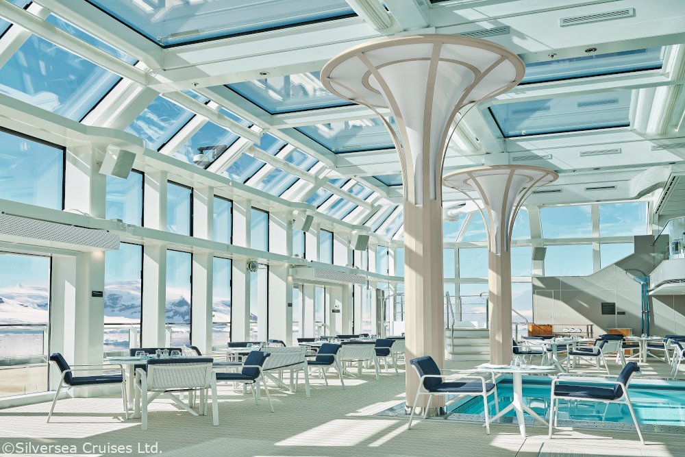 Silversea-Cruises-Ltd-Silver-Endeavour-Pool-3